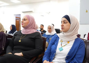 بلدية طولكرم تحتفي بالكاتبة لينا مهداوي وتُشهر روايتها &laquo;الرواية التي استهدفت&raquo;