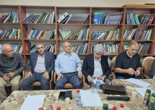 اجتماع موسع لمواجهة تداعيات الاجتياح وبحث آلية إعادة الخدمات الأساسية للمواطنيين