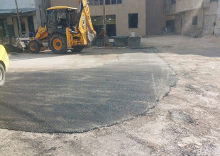 أعمال تعبيد وصيانة طرق لبعض الشوارع في ضاحية شويكة