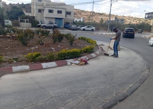 اعمال نظافة يومية لقسم النظافة في بلدية طولكرم