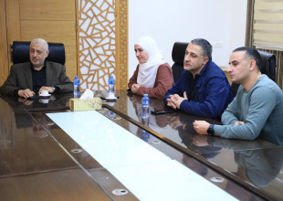 بتمويل من بنك فلسطين .. بلدية طولكرم تتسلم طرداً طبياً من مستشفى المطلع لدعم المرضى