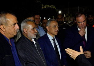 إزاحة الستار عن نصب "نادي خريجي الفاضلية" التذكاري