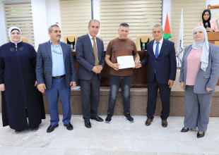 بلدية طولكرم تختتم البرنامج التدريبي المشترك للعام الأكاديمي 2025&ndash;2026 بالتعاون مع جامعة فلسطين التقنية (خضوري)
