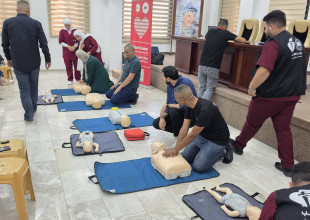 دقيقتان لإنقاذ الحياة لقاء توعوي في بلدية طولكرم بالشراكة مع الجامعة العربية الأمريكية