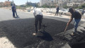 بلدية طولكرم تقوم بصيانة لبعض مقاطع الطرق المتضررة في المدينة