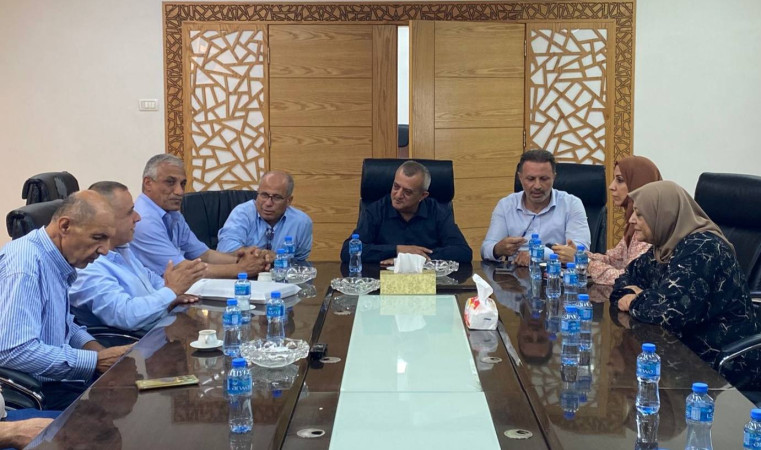 لقاء رئيس بلدية طولكرم  وأعضاء المجلس البلدي مع مجلس إدارة نقابة الكهربائيين الفلسطينيين -فرع طولكرم